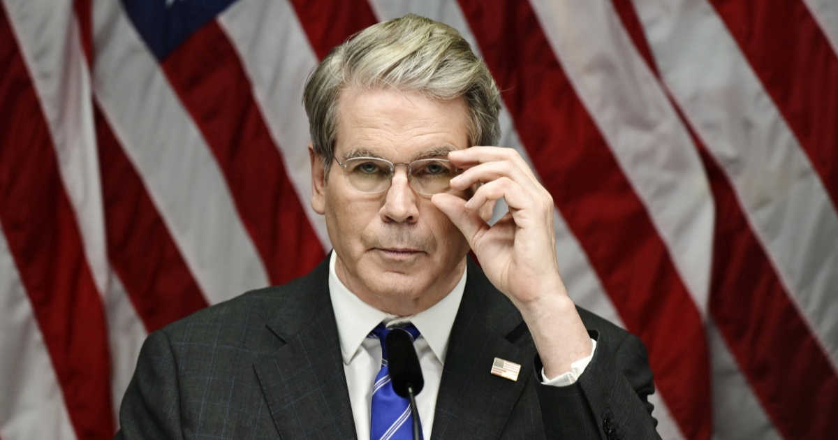 SAD vrši pritisak na G7 i EU: "Uvedite carine Kini i Indiji zbog ruske nafte"