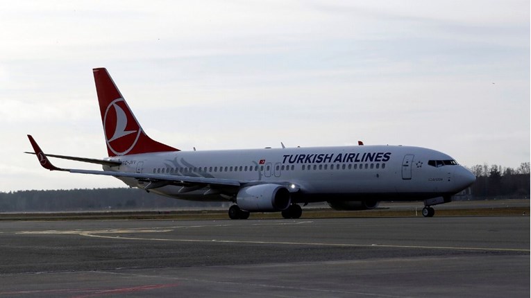 Turske vlasti u karantenu stavile 132 putnika i posadu zrakoplova iz Irana