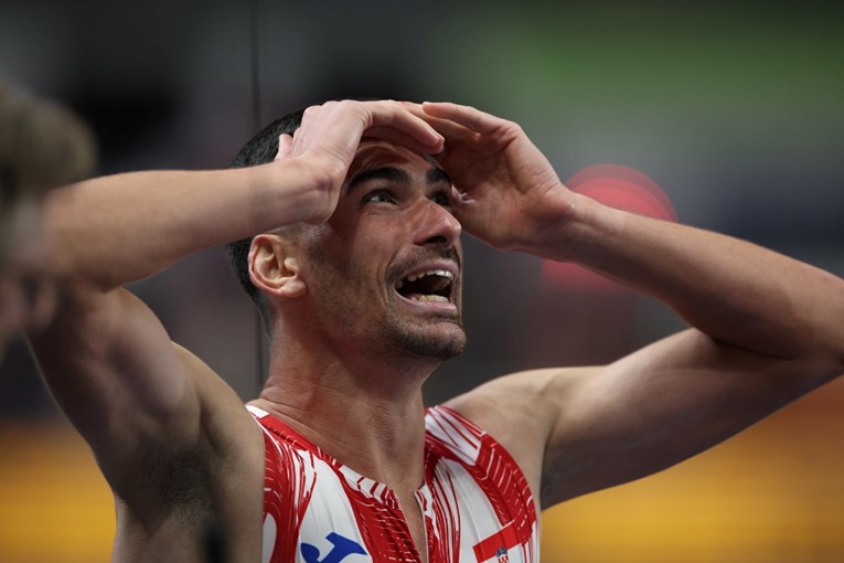 Bloudek ostvario uspjeh karijere i ušao u finale dvoranskog SP-a u atletici