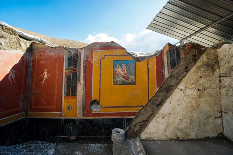 Arheolozi kod Pompeja otkrili freske i prostorije skrivene gotovo 2 tisuće godina