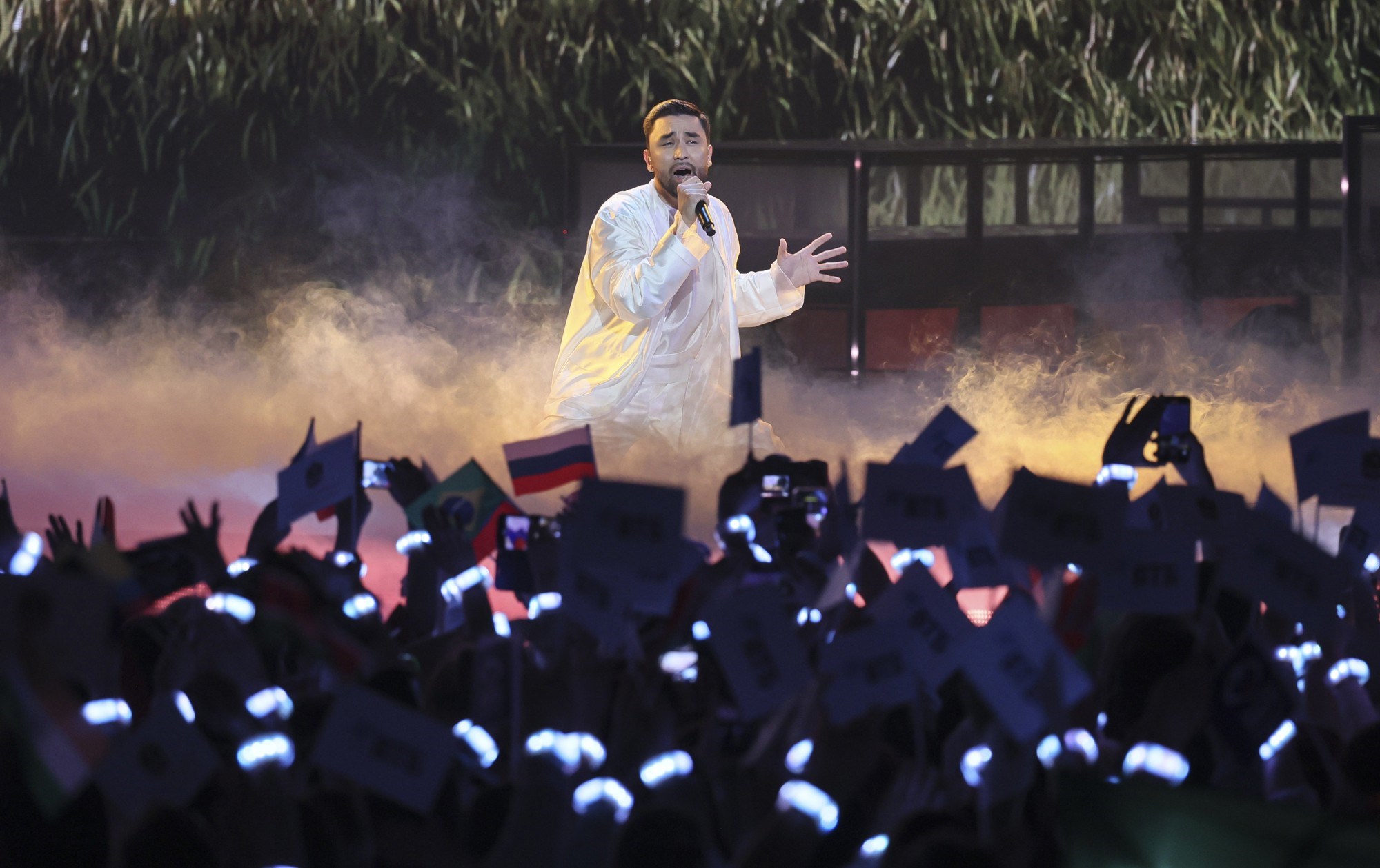 Kaos na ruskom Eurosongu: Zbunjeni voditelji i ispad predstavnika Rusije