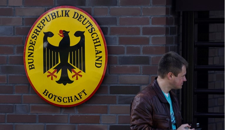 Njemačka povlači preko stotinu zaposlenika vlade iz Rusije nakon odluke Moskve