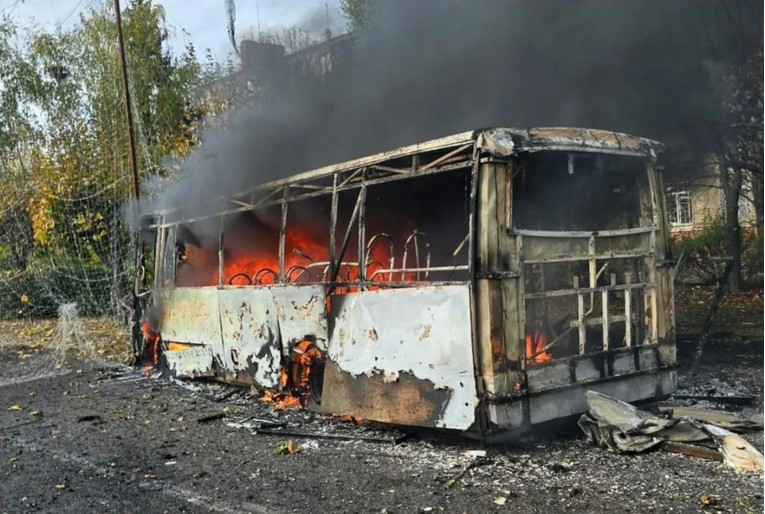 Masakr u Kramatorsku. Rusi raznijeli autobuse, najmanje 33 mrtvih