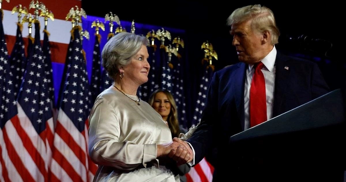 Trump objavio da će Susie Wiles biti šefica ureda Bijele kuće. Tko je ona?