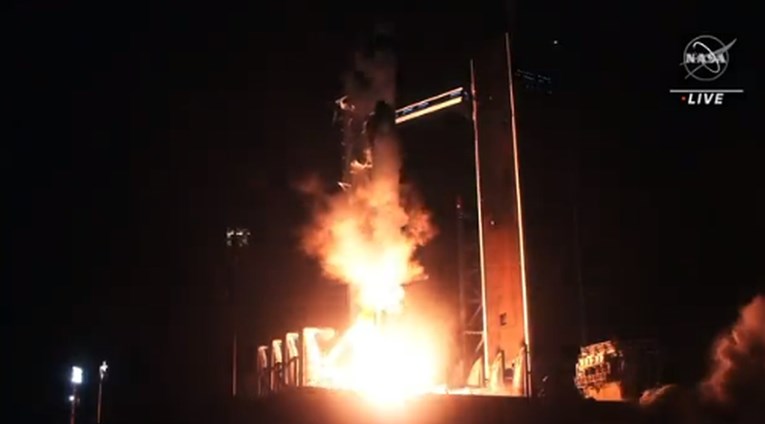 VIDEO SpaceX lansiran s Floride, nosi četiri astronauta prema ISS-u
