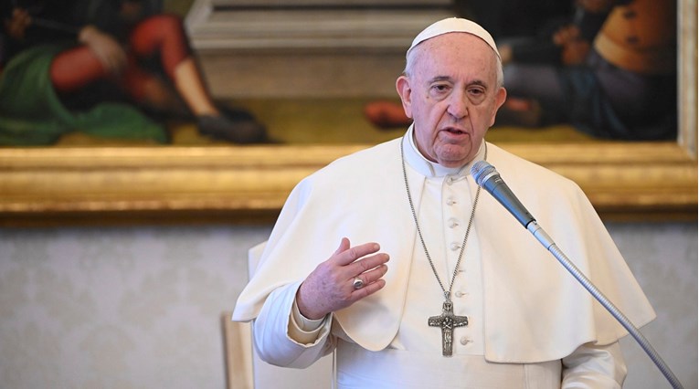 Papa: Ne gubite vjeru, budite velikodušni i pomozite drugima