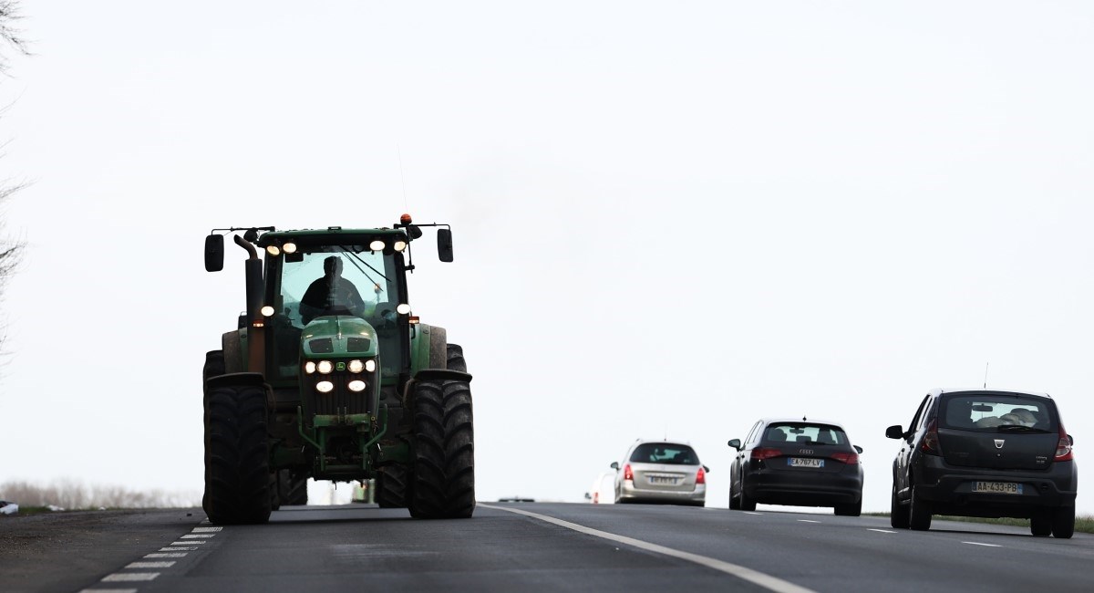 Iz dvorišta u Samoboru ukraden traktor od 13 tisuća eura