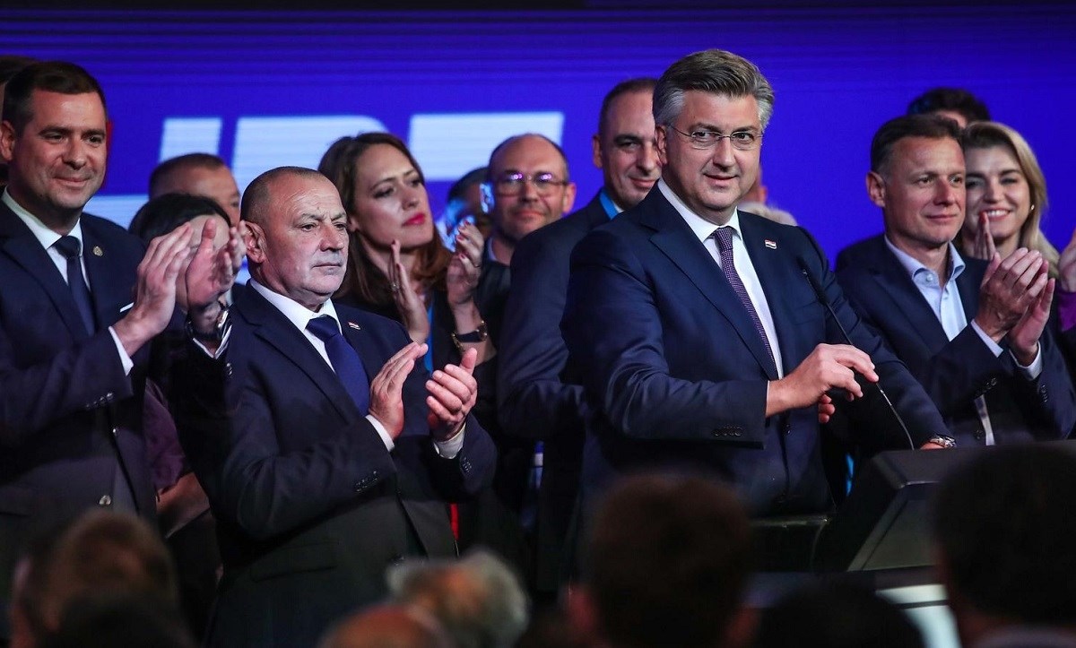 Plenković: Uskoro ćete saznati s kim ćemo imati većinu, s nekima smo se već čuli