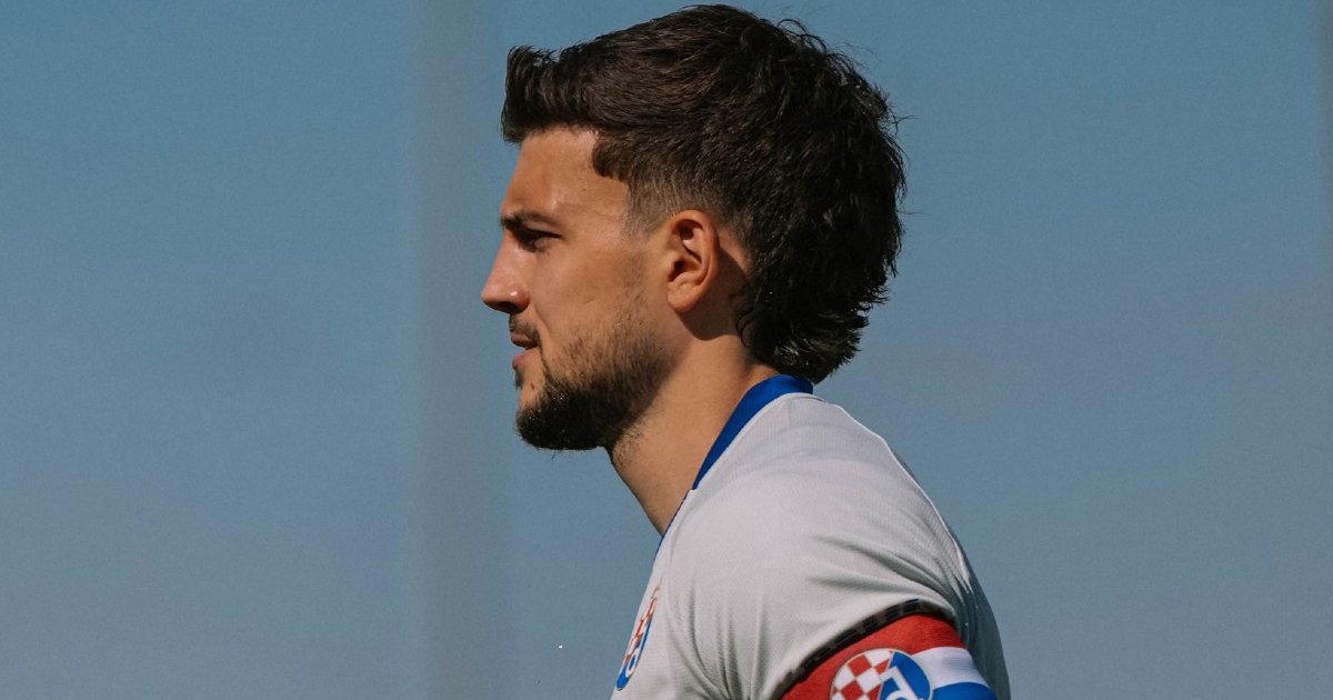 Dinamo objavio fotku svog igrača s kapetanskom trakom: Dobro mu stoji, ne?