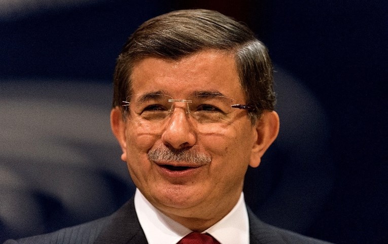 Bivši turski premijer vraća se u politiku, osnovao je svoju stranku