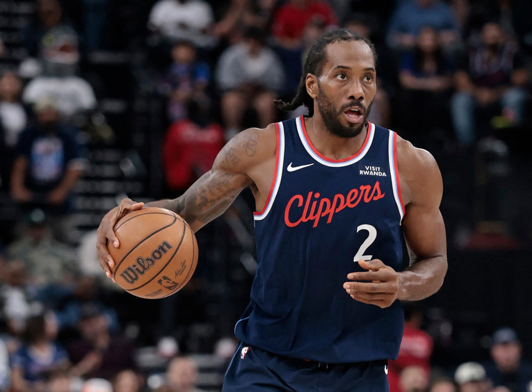 Kawhi Leonard se vraća u Toronto Raptorse