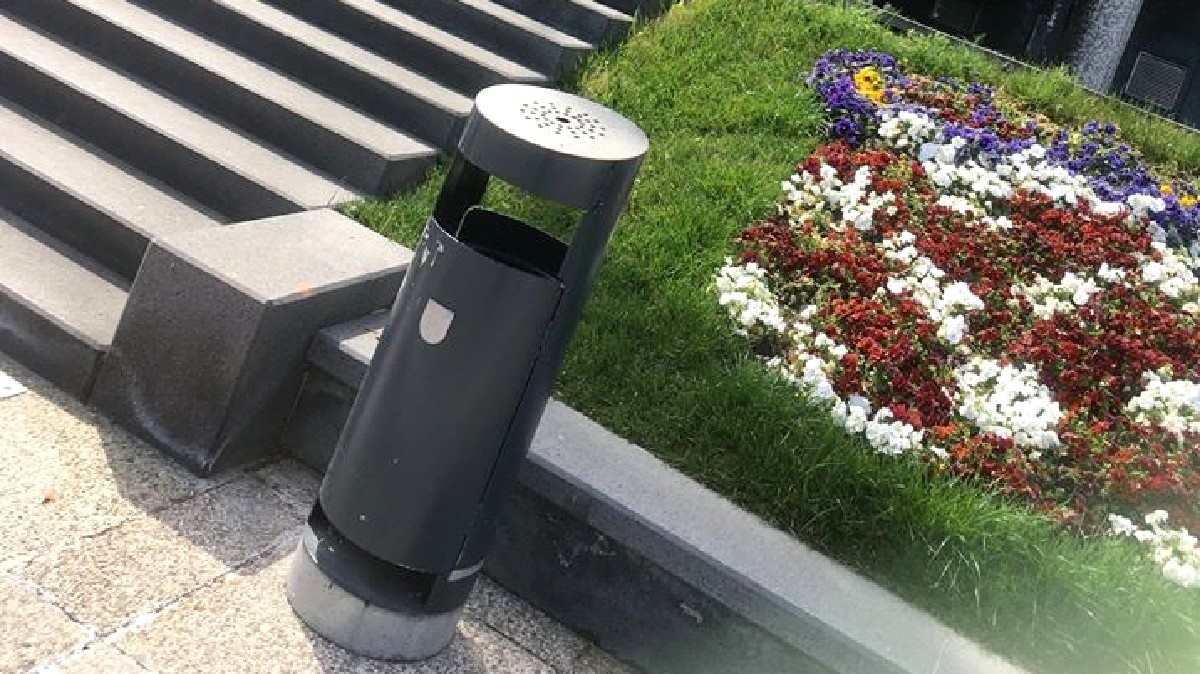 Juričan o šuti koju je donio pred gradsku upravu: Bacili su je u prvi koš za smeće