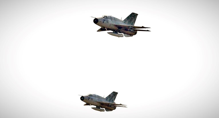 Dva MiG-a presrela avion na jugu Hrvatske