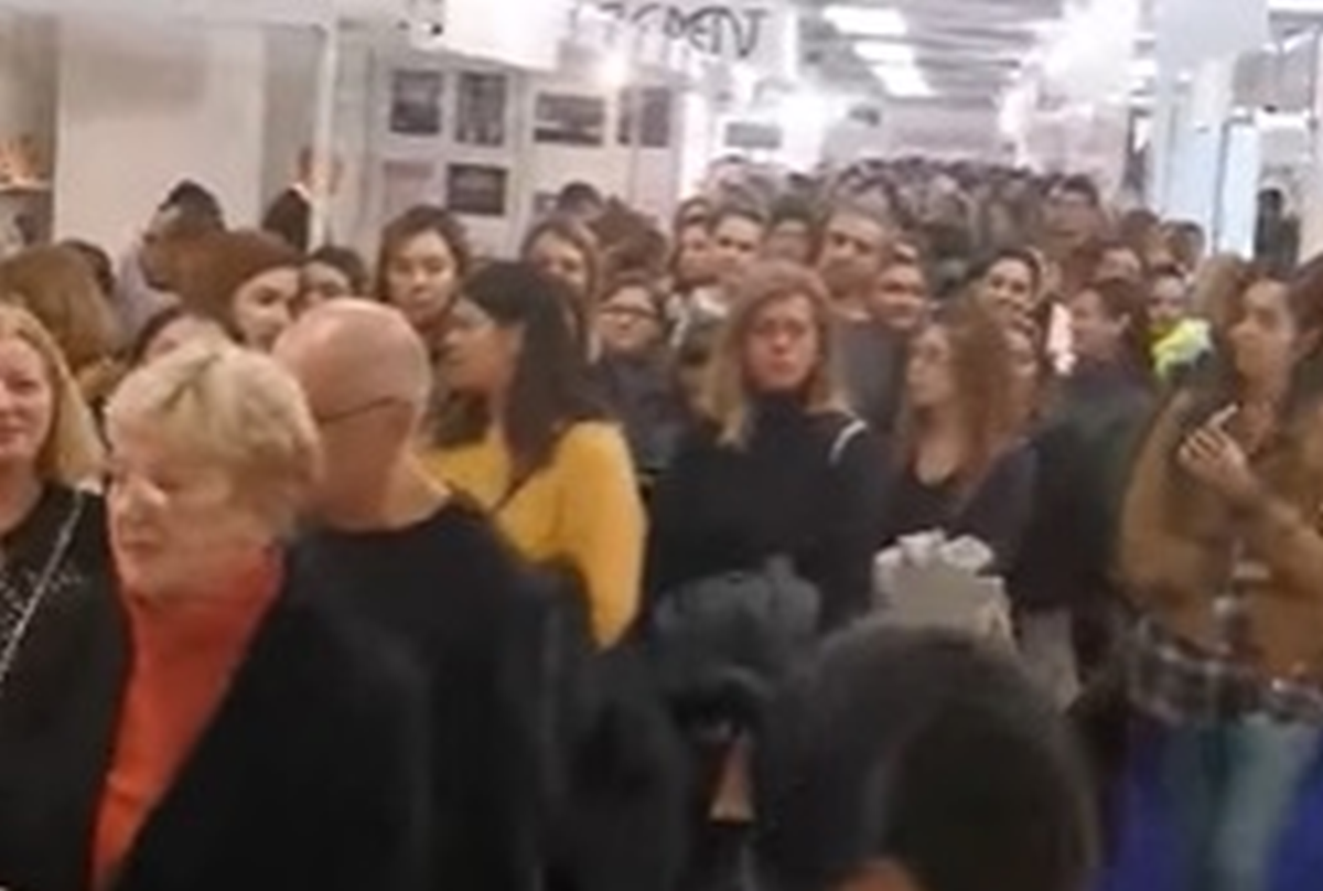 Ogroman interes: Na Interliberu nastala kolona ljudi zbog Martine Mlinarević