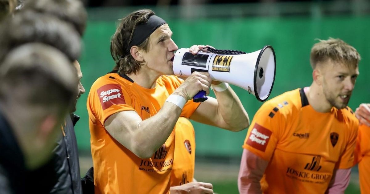 Faca, igračina i pojam nogometaša