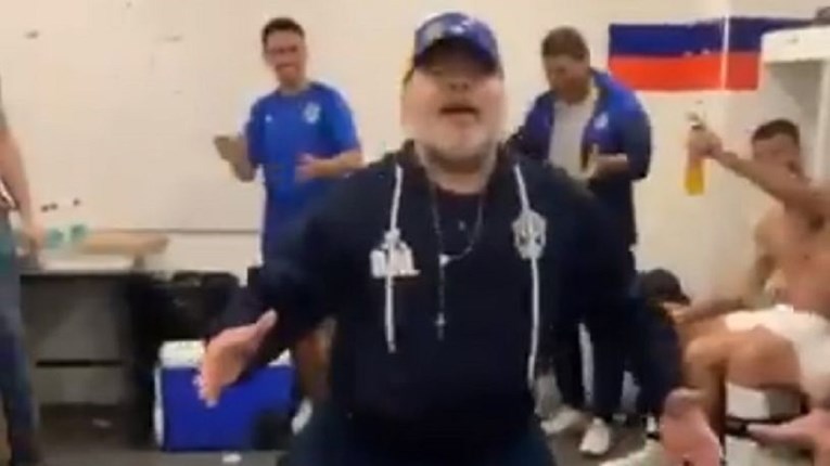 Maradona donio prvu pobjedu svojoj momčadi, a onda napravio show u svlačionici