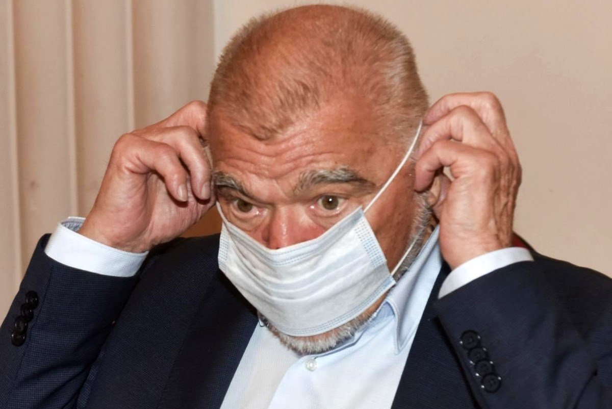 Mesić: Može biti da sam bio u klubu usred korone, brojač novčanica mi je bezveze