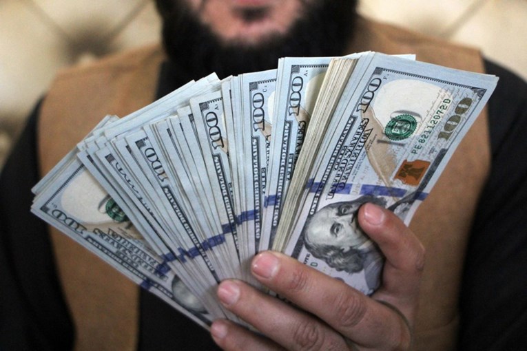 Dolar ojačao drugi tjedan zaredom