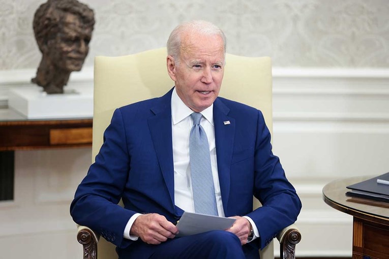 Biden: SAD će Ukrajini dati napredne raketne sustave