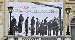 Fotografija koja svjedoči o zločinima NDH postavljena iznad Vječne vatre u Sarajevu