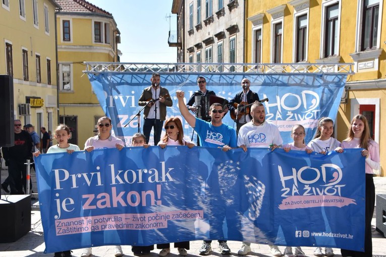 Hod za život u Sinju i po prvi put u Puli. "Raskrinkana je laž da pobačaj osnažuje"