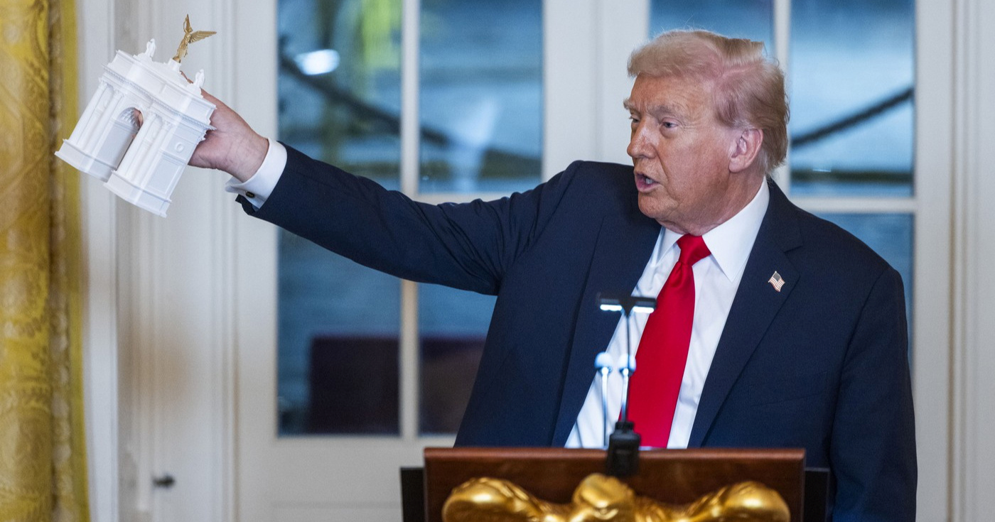 Trump sanja o spomeniku "Arc de Trump" (a mogao bi koštati 100 milijuna dolara)