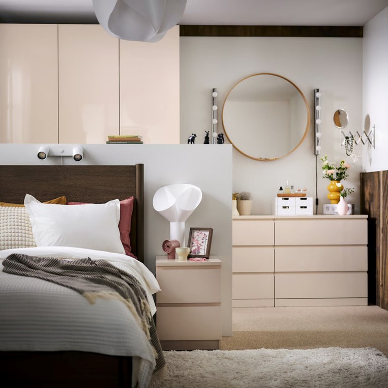 IKEA predstavlja MALM komodu u novoj, odvažnoj sjajnoj boji