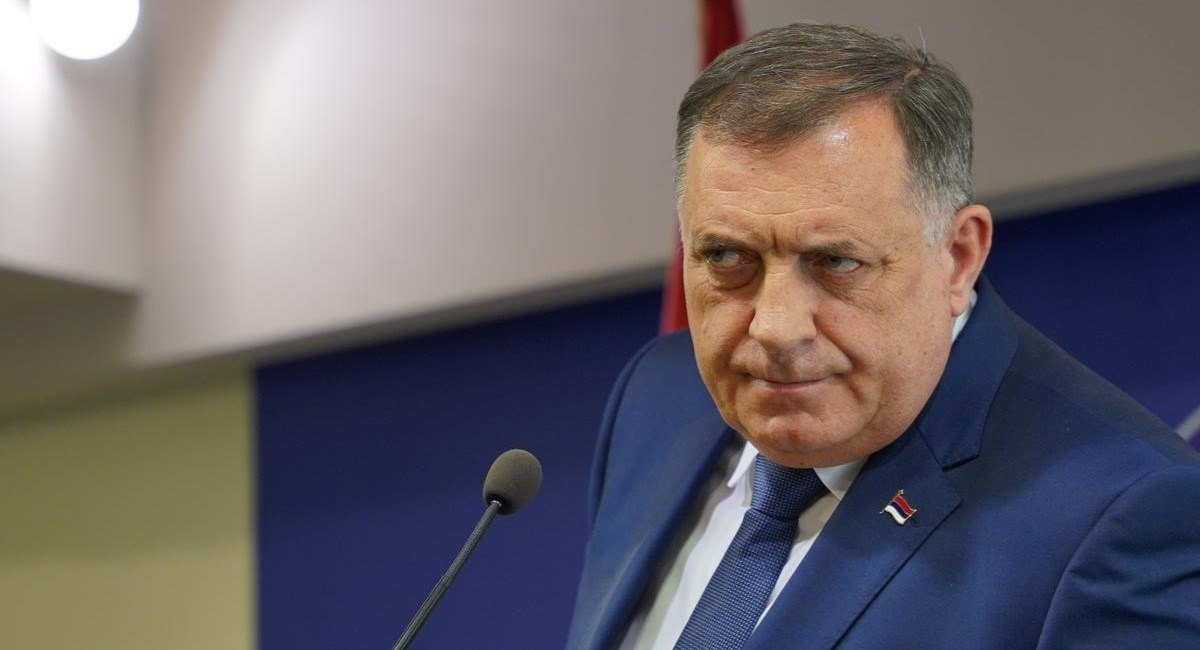 Dodik: Četiri tisuće mrtvih tijela u Srebrenicu su donesena "sa strane"
