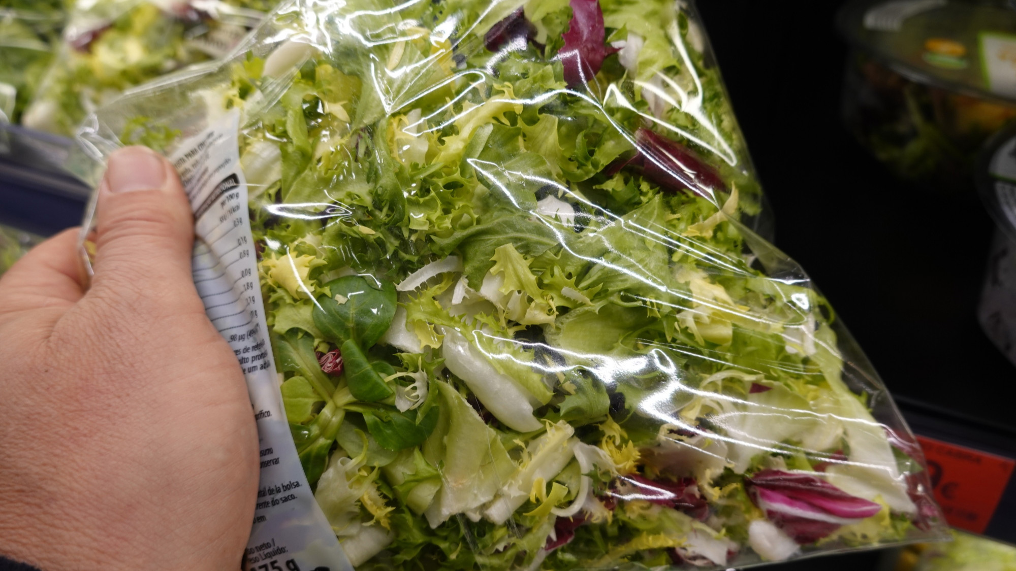 Salata iz vrećice vam brzo propada? Riješite to ovako