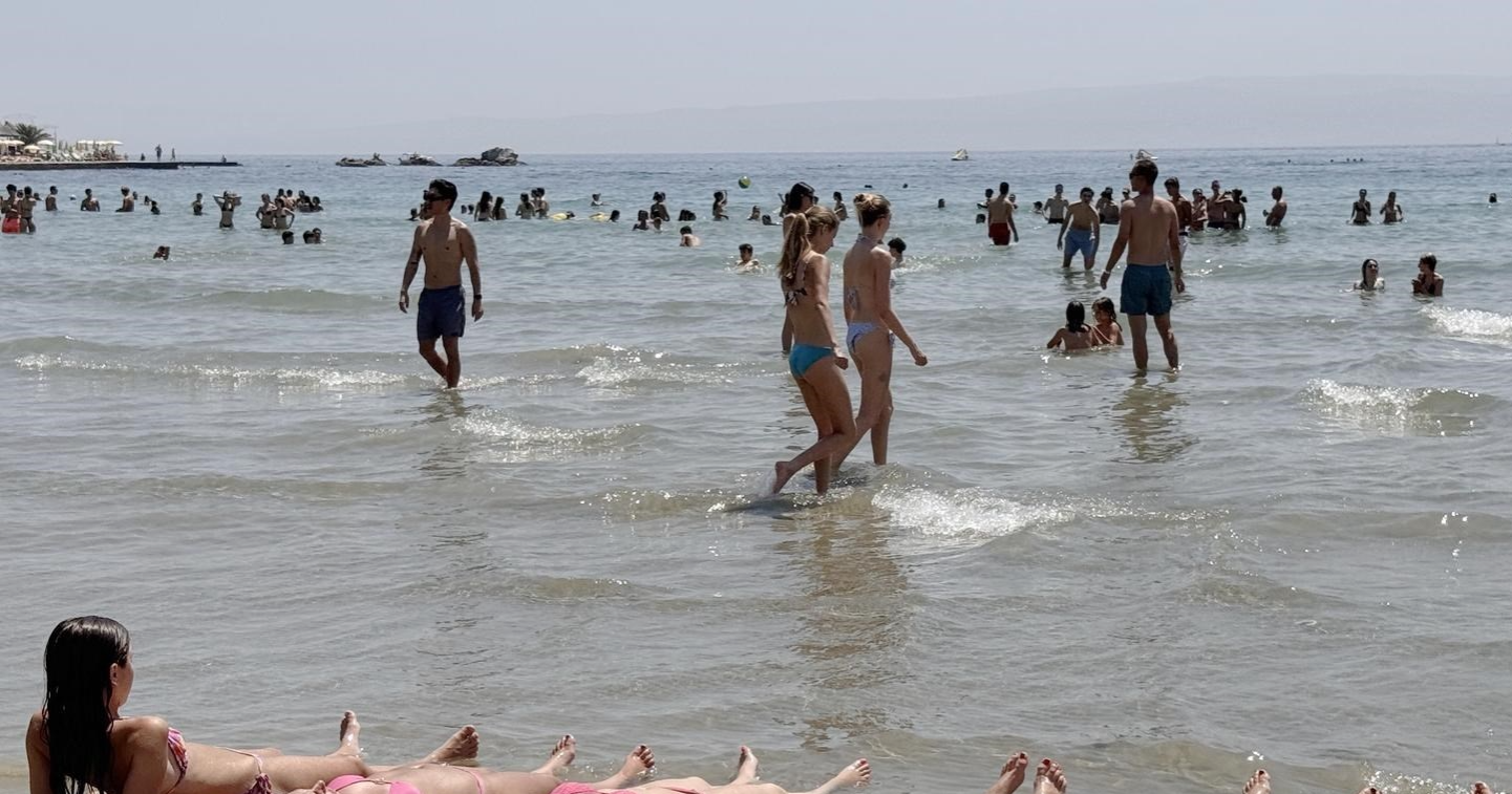 VIDEO Na plažu prije Ultre. Splitske Bačvice su krcate