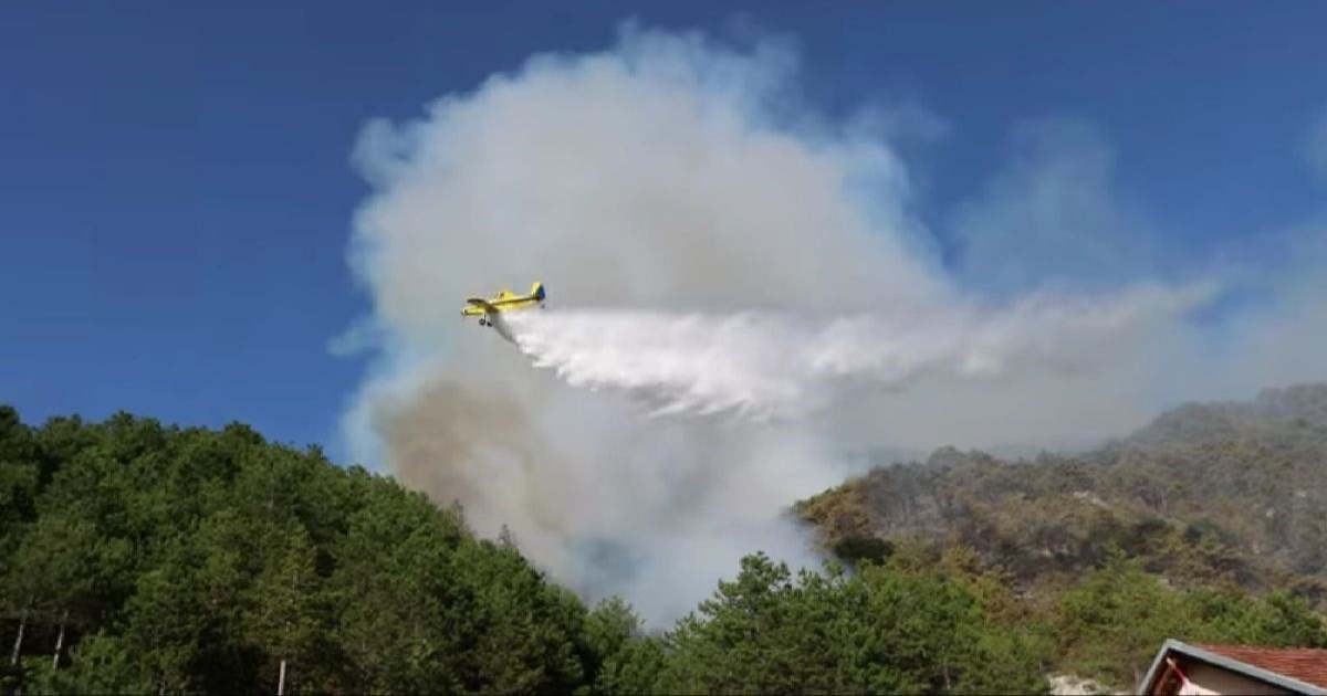 VIDEO Zatražena međunarodna pomoć zbog velikog požara na sjeveru Hercegovine