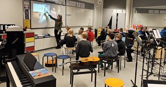 VIDEO Ovako izgleda nastava u Finskoj. Djeca uče šivati, svirati, peći kolače...