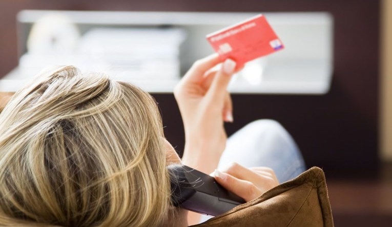 U Njemačkoj 90.000 ljudi prevareno. Naplaćivali im uslugu koja je besplatna