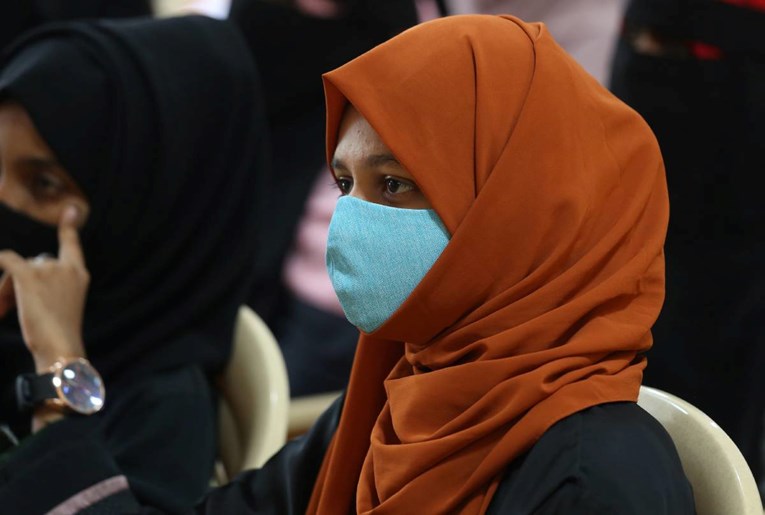 Novi zakon u Austriji: Djevojčice do 14 godina više ne smiju nositi hidžab u školi