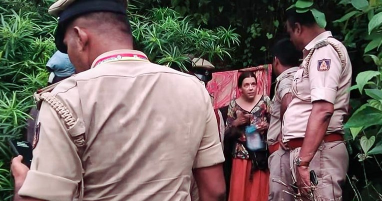 Indijska policija u špilji pronašla Ruskinju i njezine dvije kćeri. Živjele su tamo