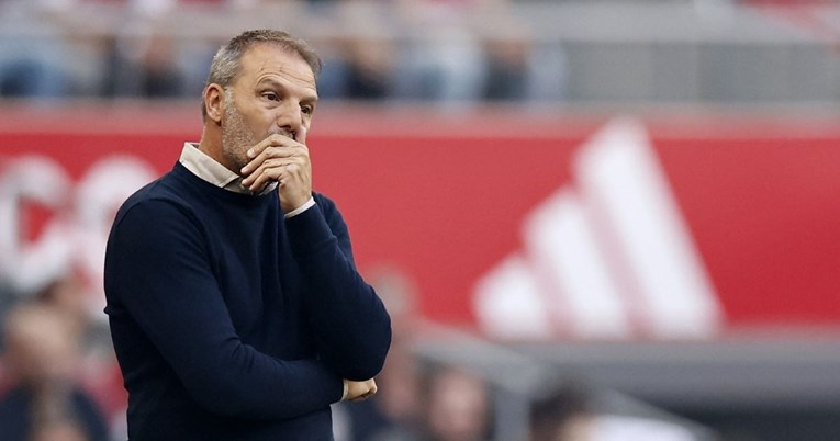 Ajax je otpustio trenera