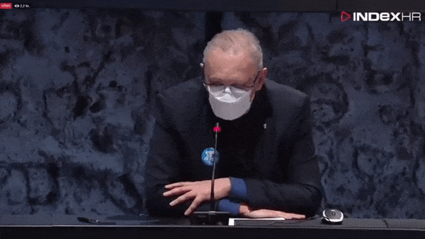 VIDEO Božinović: Kafići, restorani i teretane ostaju zatvoreni do 31. siječnja