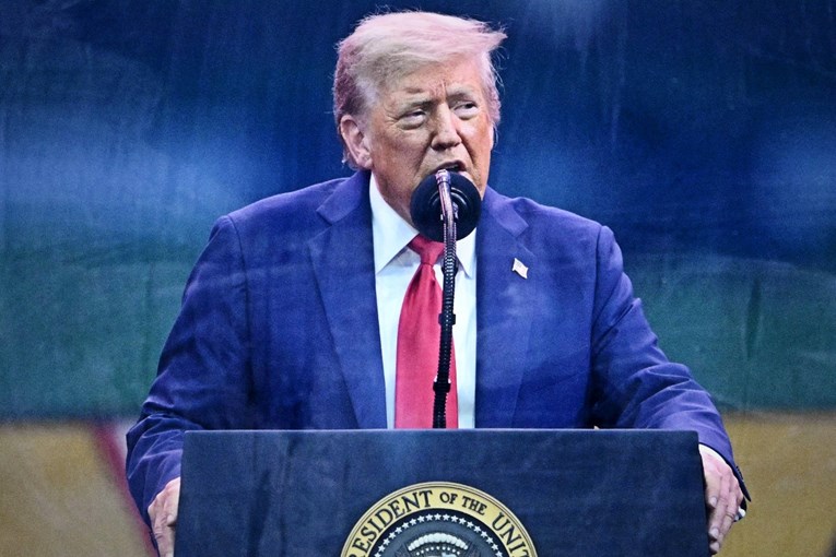 Trump zaprijetio Iranu