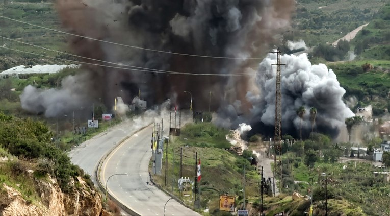 Libanonski predsjednik: Izrael ruši mostove, to je možda priprema za kopnenu invaziju
