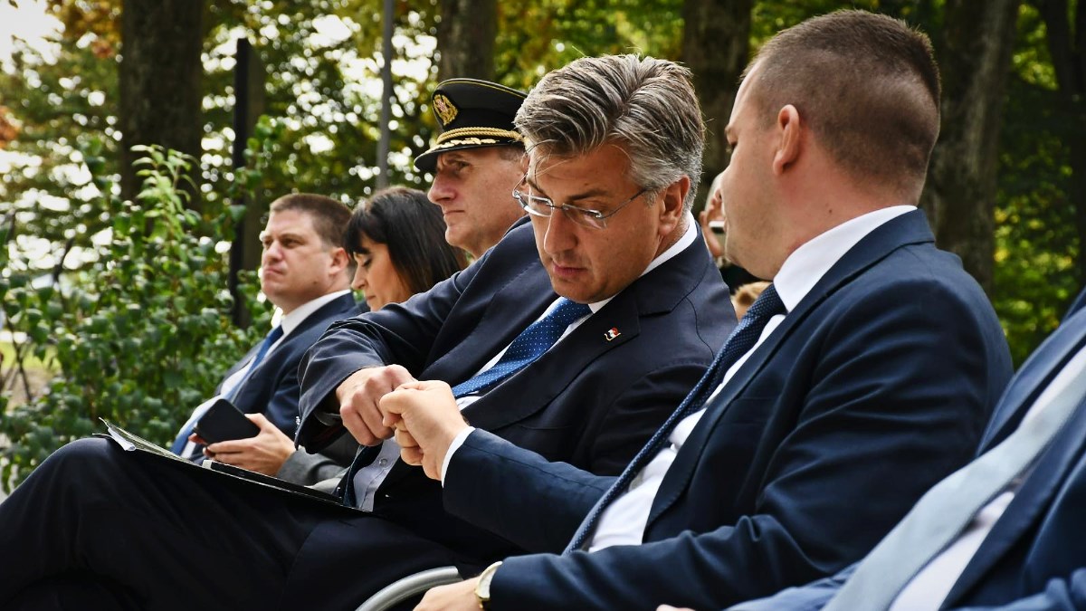 Hrebak: HDZ treba predložiti kandidata za ministra graditeljstva