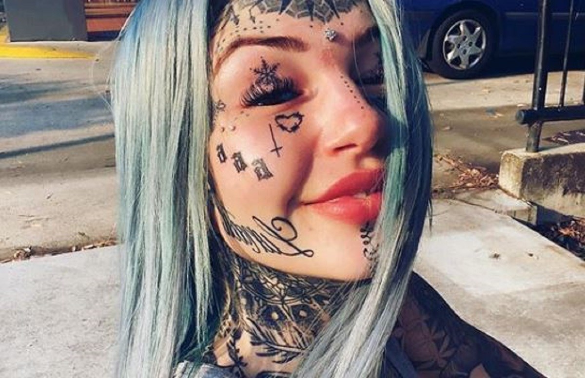 FOTO Zbog ove tetovaže očiju cura je na tri tjedna izgubila vid