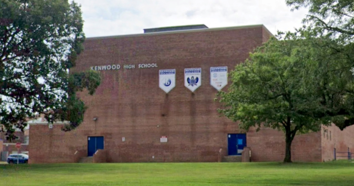 AI zamijenio čips za pištolj, teško naoružana policija okružila učenika u SAD-u