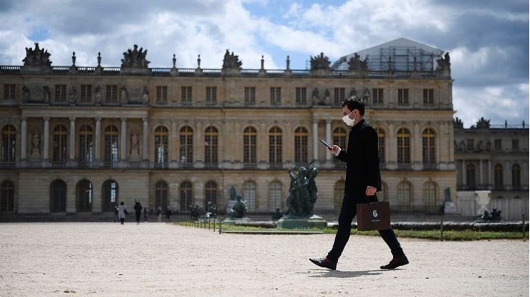 Francuska zabilježila najniži dnevni rast novozaraženih od ožujka