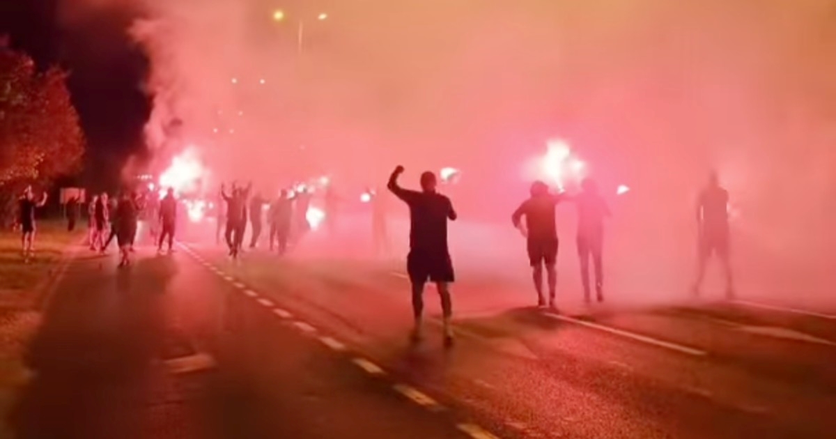 VIDEO Ovako su navijači dočekali bus s igračima Dinama u zagrebačkom Botincu