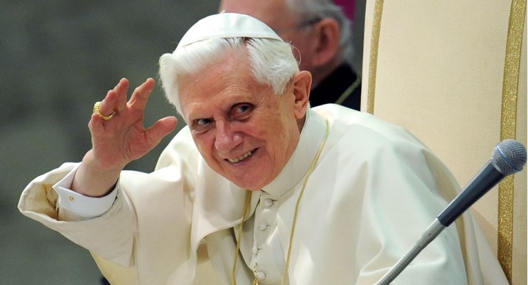 Papa Benedikt priznao da je lagao u istrazi o pedofiliji u Crkvi