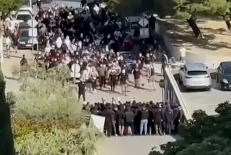Sindikat policije traži strože mjere zbog jučerašnjeg divljanja navijača
