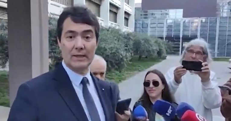 Đogaš kaže da nije rekao da bi bio kandidat neke druge stranke. Pogledajte ovaj video