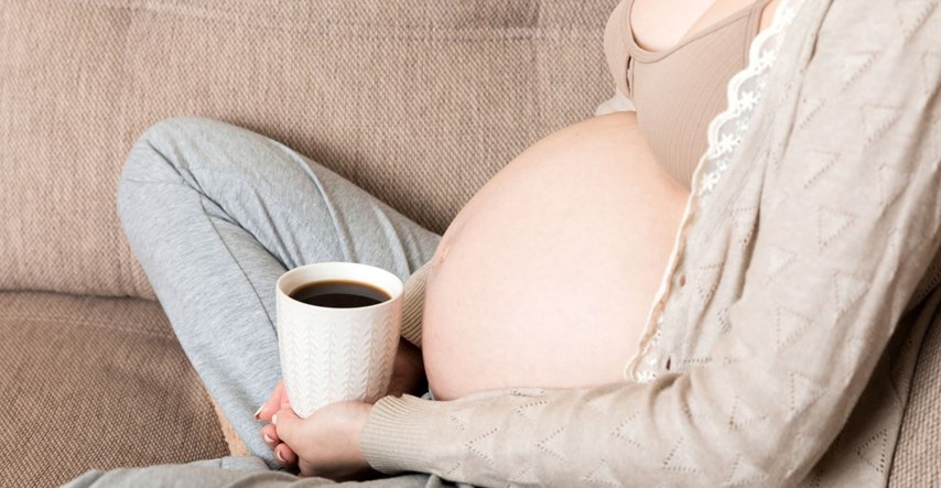 Pijenje kave u trudnoći može dovesti do problema u ponašanju kod djece, tvrdi studija