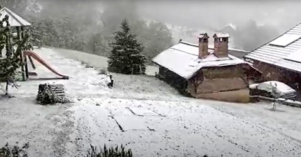 VIDEO U Zagorju pada snijeg