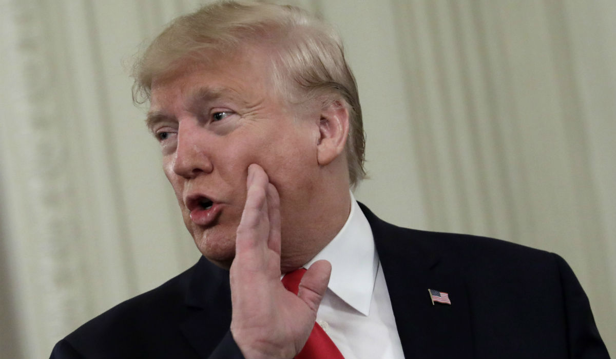 Trump: Bez mene bi Hong Kong bio sravnjen za 14 minuta